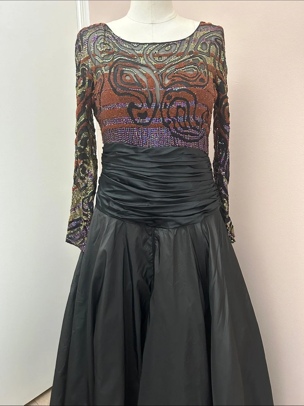 VTG  Neil Bieff Sequin beaded top maxi taffeta tulle lined cocktail opera dress